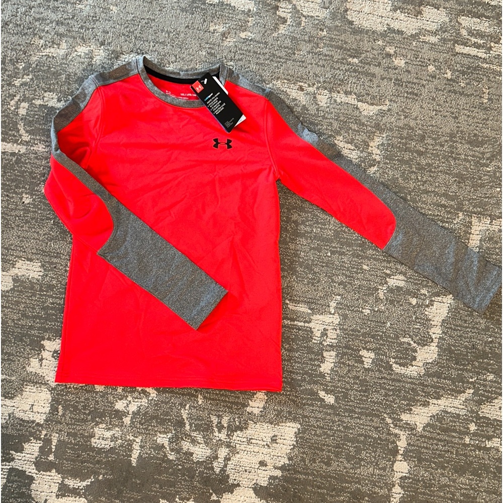 Under Armour Cold Gear Fitted Shirt, Youth XL, Red Long Sleeve Workout Top